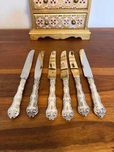 Juego de Cuchillos para Mantequilla Sheepsfoot, 4 Piezas, Hoja de Acero al Carbono de Borde Recto, Mango Decorado, Utensilio de Cocina - Product Image 1