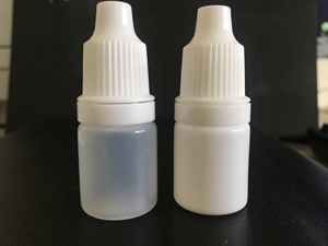 Botellas de plástico PP transparente con tapas de rosca herméticas, utilizadas para el almacenamiento de productos farmacéuticos. - Product Image 3