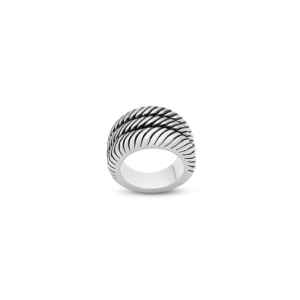 Anillo Triple con Cuerdas Cruzadas y Nervaduras Diagonales - Product Image 1