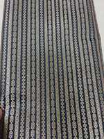 Tissu brodé en zari de Banarasi