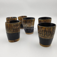 Mug à bière en corne naturelle de style antique, court, avec motif d'ours et de koi, sculpté à la main, étanche, au design animalier exquis