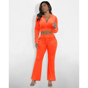 Survêtement en velours court à capuche avec haut zippé intégral et pantalon de jogging décontracté, tissu doux et chaud, poches latérales en velours - Product Image 3