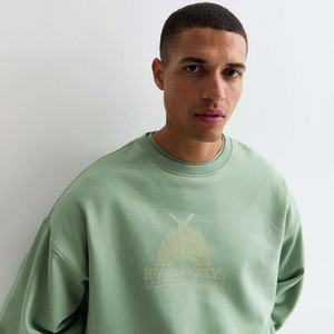 Ensemble pull-over oversize à manches longues pour homme, sweat-shirt et short à col rond avec logo personnalisé, tenues 2 pièces pour homme - Product Image 4