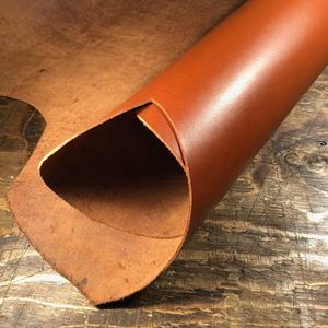 Cheap Genuine Veg Tan Cow Skin Leather with Grain Finish for Shoes Handbags Belts Furniture Sofas Garments - Product Image 1