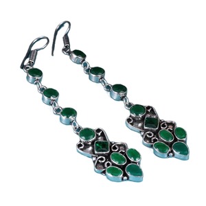 Pendientes Colgantes de Estilo Bohemio, Étnico y Tribal con Piedra Verde, Venta al por Mayor |   Pendientes de Latón Hechos a Mano, Joyería al por Mayor para Mujer - Product Image 3