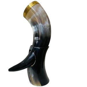 Cuerno Vikingo de Alta Calidad para Beber, Hecho de Cuerno Natural de Buey/Vaca Pulido, para Cerveza y Vino, Ideal para Entornos Tradicionales y Modernos - Product Image 3