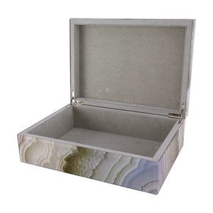 Boîte à bijoux ronde orientale en bois avec couvercle, design laqué noir et or, conteneur de rangement à 1 niveau - Product Image 2