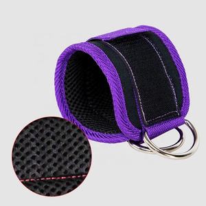 Sangle de cheville robuste pour machine à poulie, entraînement des jambes et des fessiers, accessoire de fitness réglable et rembourré avec anneau en D en acier - Product Image 4