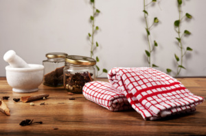 Serviettes de cuisine rectangulaires en coton écologique à carreaux rouges, séchage rapide, hypoallergéniques, tissées, lavables en machine, pour usage domestique - Product Image 3