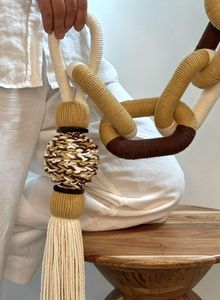 Décoration murale suspendue moderne en perles de bois et pompons, artisanale, pour le Diwali, pour le salon et la chambre à coucher - Product Image 6