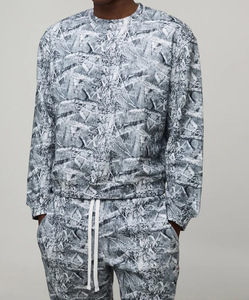 Nouvelle Collection de Survêtements Tendance : Sweat-shirt Camouflage Oversize à Coupe Boxy avec Poignets à Nouer, Chemise à Épaules Tombantes et Pantalon Ample Unisexe, Impression OEM - Product Image 3