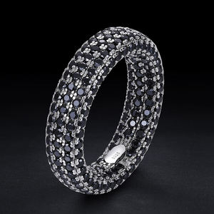 Anillo de Eternidad de Lujo con Circonita Cúbica Negra, Anillo de Boda de Plata de Ley 925 con Pavé Completo - Product Image 2