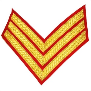 El chevron de 4 barras (cuatro franjas en forma de V) es el insignia más común del rango de Sergeant. - Product Image 4