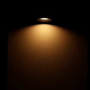 Faretto portatile a LED ricaricabile da 4,5 W con telecomando, confezione da 2 - Product Image 3