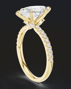 Bague de fiançailles solitaire en or jaune avec coupe marquise, accents de diamants pavés et pierre centrale sertie à griffes – Élégante bague de mariée - Product Image 1