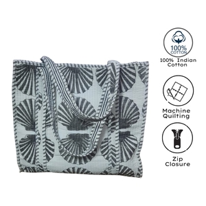 Bolsa de Mano de Algodón Hecha a Mano con Diseño de Conchas, Estilo Bohemio, Abertura Superior, Sostenible, Acolchada a Máquina, para Uso en Todas las Estaciones - Product Image 4