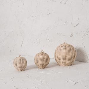 Adorno Navideño Redondo de Ratán Bordado a Mano, Decoración Nórdica para Árbol de Navidad, Hecho en Vietnam - Product Image 4