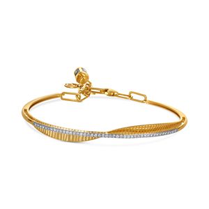 Bracelet pour femme en or jaune 9 carats avec diamants de laboratoire, double rectangle, détails perlés complexes, design élégant et classique - Product Image 1
