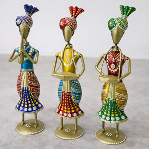 Figurines Art Déco Traditionnelles en Métal – Amovibles et Façonnées à la Main pour Diwali, les occasions de retraite et de condoleances - Product Image 1