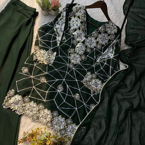 Listo para la temporada de bodas: Top elástico de secado rápido con bordado de lentejuelas, pantalón palazzo y dupatta. - Product Image 1