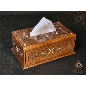 กล่องใส่กระดาษทิชชูไม้วอลนัทแกะสลักด้วยมือ - ลายอิสลาม ขายส่ง - Product Image 1