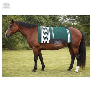 Meilleure vente tapis de selle de cheval occidental en feutre de laine indienne avec patch en daim pour la vente en gros équestre - Product Image 2