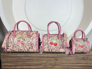 Bolsos de Viaje Pequeños de Cuero con Diseño Floral en Color Rosa, Estilo Occidental, Lindos Bolsos Cruzados de Cuero Vacuno Genuino - Product Image 4