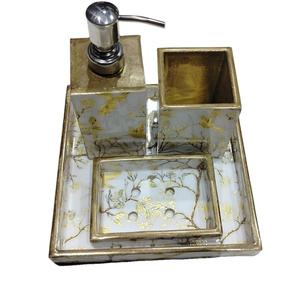 Baño esmalte decoración estrella mundo madera MDF baño hexagonal decoración baño accesorio Juego de 4 dispensador de jabón líquido 2 vasos jabón - Product Image 1