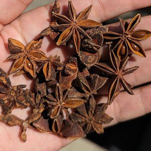 Vente en gros d'anis étoilé de haute qualité provenant d'usines au VIETNAM, avec une qualité supérieure et un arôme intense - Product Image 1