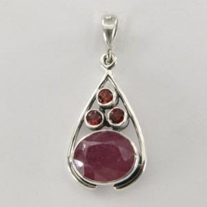 Pendentif en argent sterling avec pierre de lune arc-en-ciel et motif de fougère, style bohème, bijoux unisexes à porter au quotidien - Product Image 3