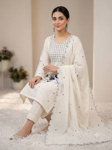 Presentamos el Nuevo Vestido Listo para Usar con Bordados Pesados y Lentejuelas, Pantalón y Dupatta, Sin Arrugas, Reversible, Elegante, de Secado Rápido y Elástico - Product Image 2