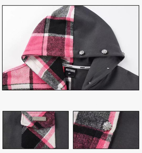 Veste polaire unisexe oversize à capuche, motif patchwork à carreaux, streetwear d'hiver, manches longues avec poche, logo sur la manche gauche - Product Image 5