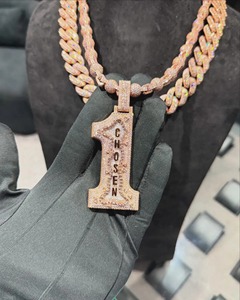 Compre un colgante con letras de moissanita estilo Iced Out_ Joyería hip hop personalizada en línea en India - Product Image 2