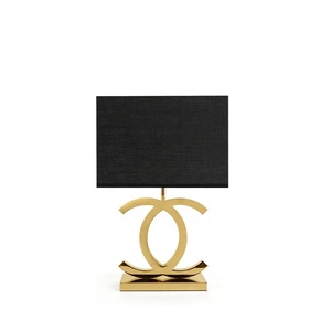Lámpara de Mesa Metálica Infinity Loop con Pantalla de Tela Negra, Base Escultural con Acabado Dorado, Iluminación Decorativa de Lujo para Interiores - Product Image 2