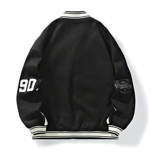 Veste universitaire pour homme de qualité supérieure 2026, en laine, avec boutons sur le devant, broderie de lettres sur le corps et les manches, à prix de gros - Product Image 4