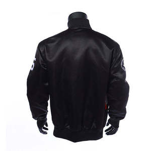 Chaqueta Varsity Dorada Satinada para Hombre, Corte Regular, Cuello Alto, Ribete Rojo, Cierre con Botones de Cuerno, Informal, Transpirable, 100% Poliéster, Invierno - Product Image 1