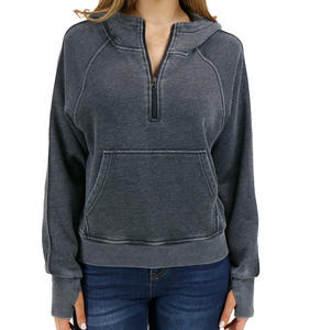 Sweat à capuche pour femme, chaud et en polaire, coupe ample, idéal pour le style streetwear hivernal et un confort douillet toute la journée. - Product Image 6