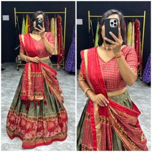 Ensemble de créateurs Navratri Special Lehenga Choli pour femmes avec une belle Dupatta - Product Image 5