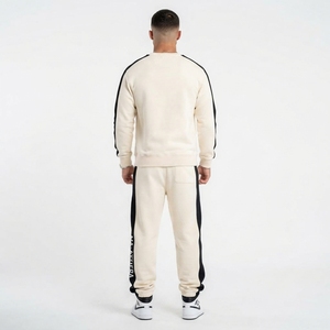 Ensemble survêtement décontracté pour homme, sweat-shirt à col rond noir avec empiècements contrastés et pantalon de jogging, deux pièces assorties, style streetwear - Product Image 2