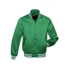 Chaqueta Varsity de Satén de Poliéster Reversible Roja Ecológica de la Más Alta Calidad, Diseño en Blanco, Manga Larga, Logotipo Personalizado, para Hombre, Estilo Béisbol - Product Image 4