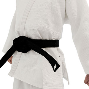 Uniforme de Artes Marciales Solid Trader Ultimate Finish, Gi de Algodón Suave para Entrenamiento Formal, Traje de Maestro para Judo y Karate - Product Image 4