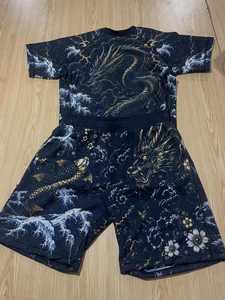 Conjunto de Ropa de Lucha MMA Sublimada Personalizada, Rashguard y Pantalones Cortos, Fabricante OEM, Ropa de Entrenamiento para BJJ, Boxeo y Kickboxing - Product Image 3