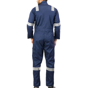 Combinaison de sécurité industrielle à haute visibilité avec bandes réfléchissantes en polyester coupe-vent pour les environnements de travail lourds dans la fabrication - Product Image 2