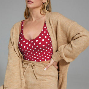 Soutien-gorge de sport simple pour femme, best-seller, couleur rouge, points blancs, maintien élevé, tissu respirant et écologique en Spandex/Polyester - Product Image 3