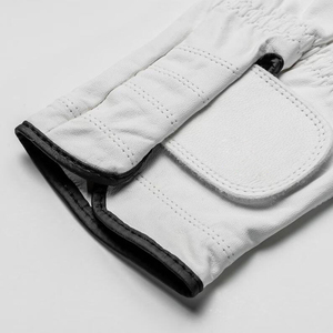 Guante de Golf de Cuero Cabretta con Logotipo Personalizado, Transpirable y Suave, Regalo para Golfistas, Fabricante OEM ODM, Guantes de Golf al por Mayor - Product Image 4