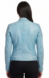 Chaqueta de cuero azul polvo para mujer al por mayor, estilo motociclista asimétrico, con hombros acolchados personalizados, corte ajustado, ropa exterior de fábrica. - Product Image 5
