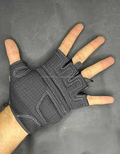 Élégant multicolore disponible Gants de Frappeur Personnalisé Respirant Sport Fitness Jambières Courir Protection Entraînement utilisation - Product Image 4