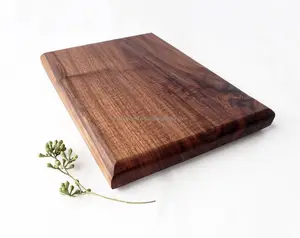 لوح من خشب الأكاسيا الطبيعي مستطيل مخصص للأجبان مصنوع يدويًا بأفضل جودة للاستخدام المنزلي للفنادق لوح تقطيع من خشب الجوز