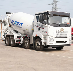 Camión Mezclador de Cemento y Concreto de Alta Calidad, Recién Llegado, Autocargable, con Bomba - Product Image 1