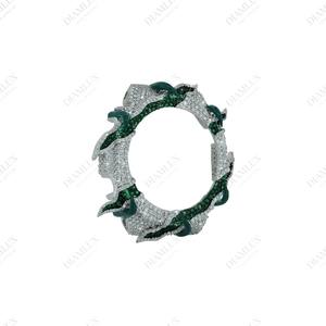 Reloj de Lujo con Bisel Cuadrado de Cuarzo Totalmente Cubierto de Diamantes Moissanite VVS en Dos Tonos - Product Image 3